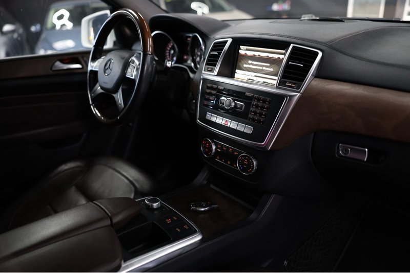 Mercedes-Benz GL 400 2014, foto 30