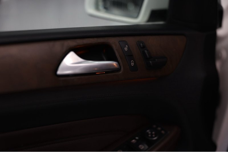 Mercedes-Benz GL 400 2014, foto 13