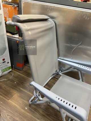 Relaxdays Tumbona Plegable con Reposacabezas