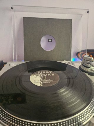 Vinilo Various – First Strike Techno - Schranz