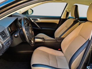 Lexus CT 200h Luxury