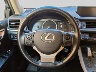 Lexus CT 200h Luxury