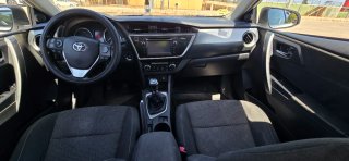 Toyota Auris 2015