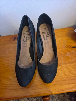 Zapatos de tacón negros