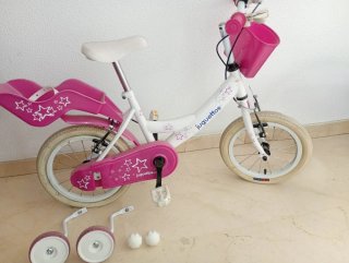 Bicicleta infantil blanca y rosa
