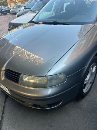 Paragolpes delantero coche