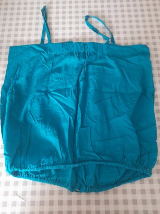Camiseta tirantes azul con cordón