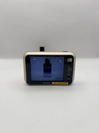 Cámara Sony Cyber-shot DSC-N2 Dorada de Segunda mano por 89 EUR en