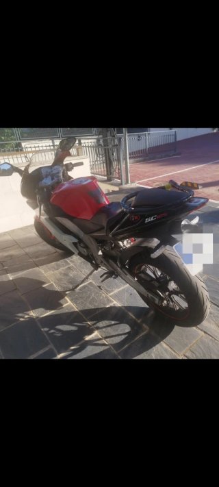Alquiler moto 125cc Deportiva Carnet B