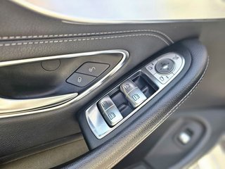 Mercedes-Benz C300 Cabrio AMG 2018