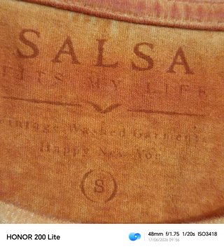 Camiseta Salsa Naranja Estampada