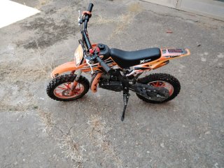 Moto infantil gasolina naranja