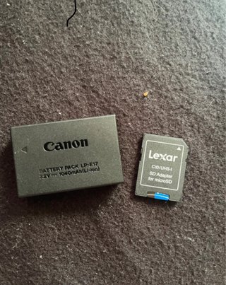 Canon EOS R100 Usata Pochissimo