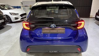 Toyota Yaris PREMIER EDIT. 120H 2021