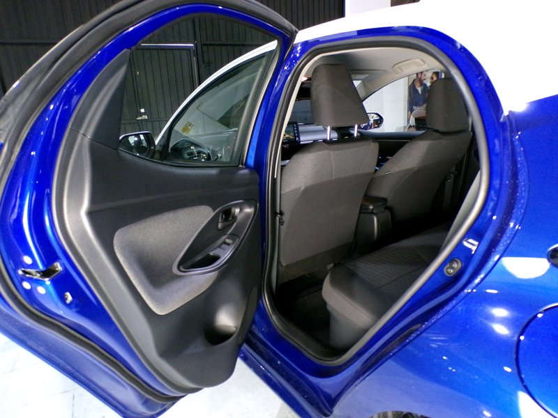 Toyota Yaris 2021, foto 16