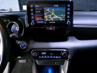 Toyota Yaris PREMIER EDIT. 120H 2021
