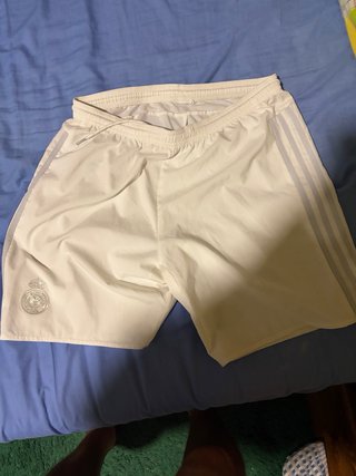 Pantalón Corto Real Madrid Talla M