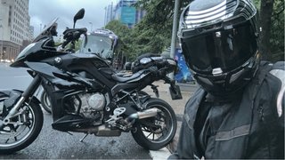 BMW S1000XR Triple Black