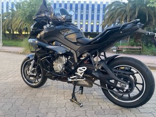 BMW S1000XR Triple Black