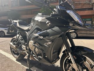 BMW S1000XR Triple Black