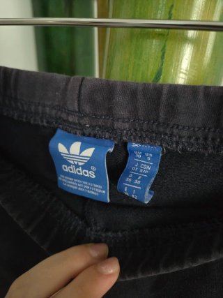 Short deportivo Adidas Talla S M elástico