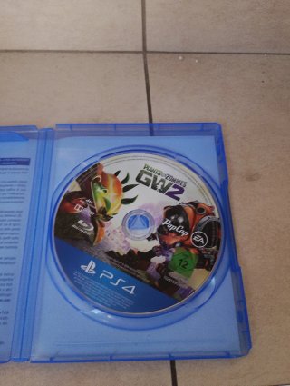 PS4 Plants vs Zombies GW2