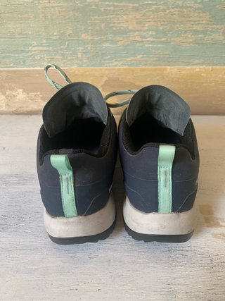 Deportivas grises y turquesa talla 41