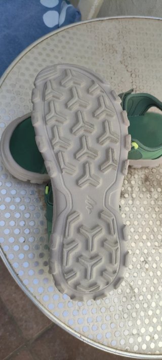 Sandalias deportivas Decathlon verdes