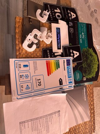 Nevera Hisense Inox Combi 308 litros ¡como nueva!