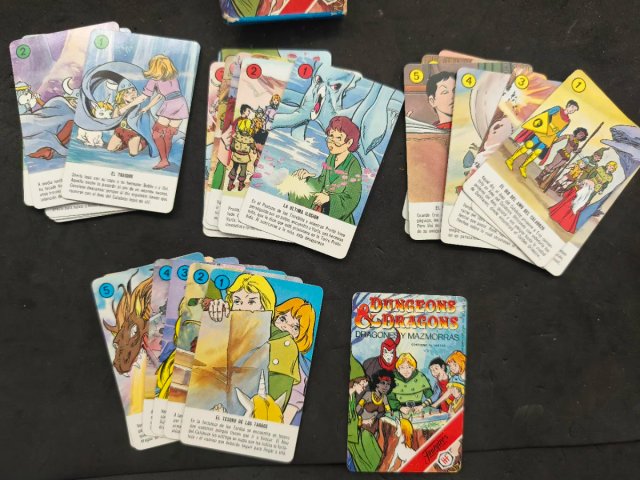 Juego Cartas Dragones y Mazmorras Fournier 1985