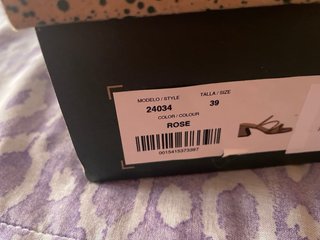 Sandalias tacón rosas y doradas con brillos