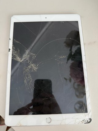 iPad 8ª Gen 32GB Plata