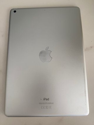 iPad 8ª Gen 32GB Plata