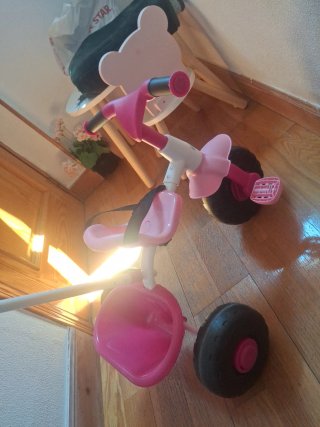Bicicleta infantil rosa para 3 a 4. Años