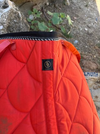 Sudadero acolchado naranja