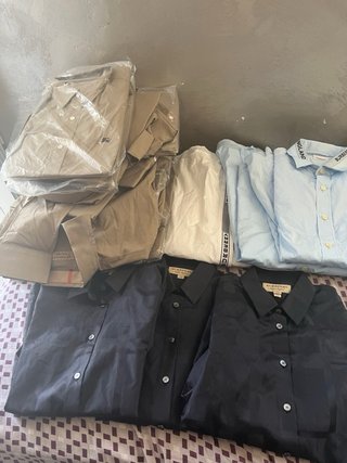 Camicie Burberry Beige e Nere