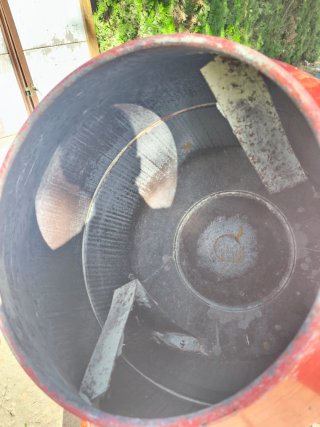 Hormigonera Guy Noel 150L 700W