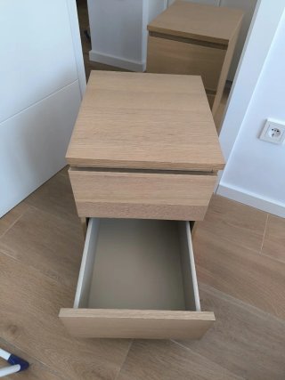 Mesitas de noche Ikea malm madera