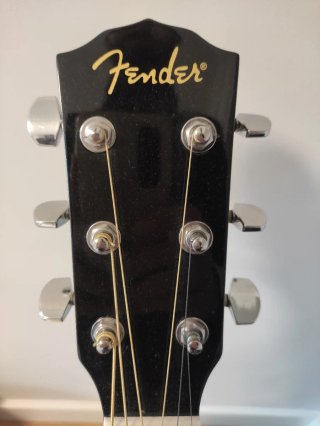 Guitarra electroacústica Fender CD-60CE negra
