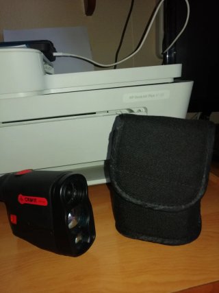 Telémetro Láser Golf Crivit, vendo por tener otro.