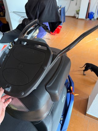 Baúl Kymco AK 550 Negro/Azul