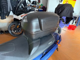 Baúl Kymco AK 550 Negro/Azul