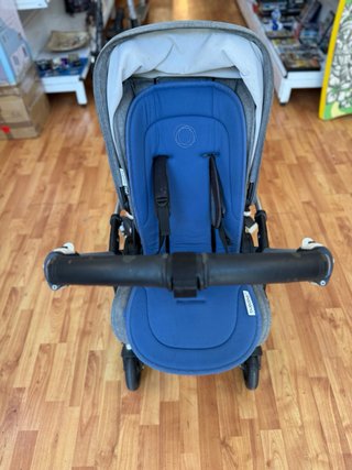 Carro de bebé Bugaboo Bee gris