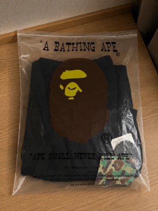 BAPE Camiseta y Pantalones Cortos