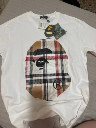 BAPE Camiseta y Pantalones Cortos