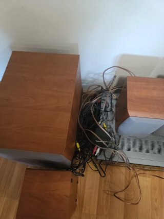 Altavoces Infinity Marrones y Grises