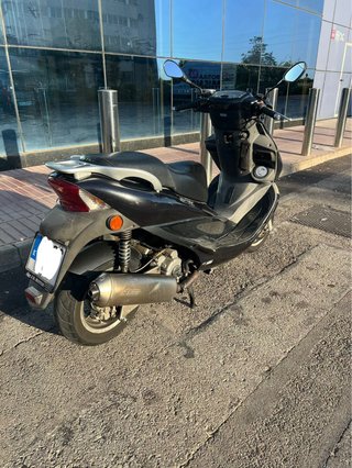 Kymco Bet Win 250 Scooter Negra