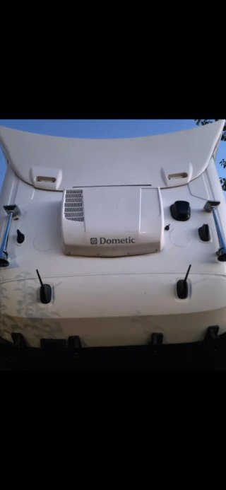 AVERIADO. Aire Acondicionado Dometic RT 780