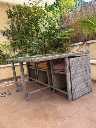 Set tavolo e sedie da giardino