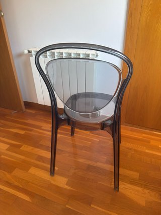 Sedie in plastica trasparente italiane